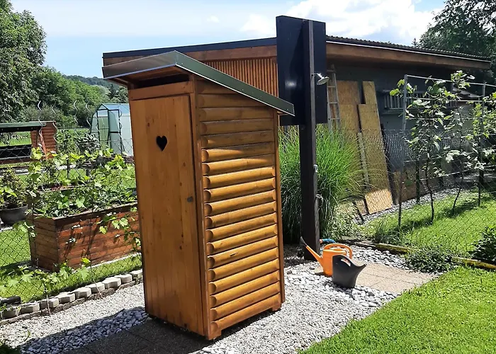 U Mna Doma * Lucatin